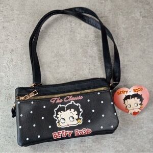 Betty Boop Black Crossbody Bag
(162)